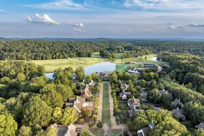 Photo 2 - Barnsley Resort