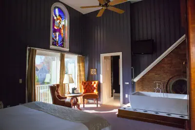 Photo 3 - Belfry Inn & Bistro