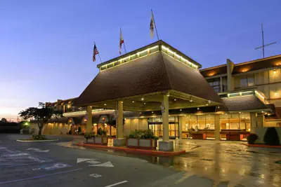 Photo 2 - Red Lion Hotel Eureka