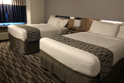Photo 5 - Microtel Inn & Suites by Wyndham Baton Rouge
