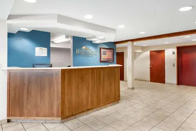 Photo 5 - Baymont Inn by Wyndham Farmington