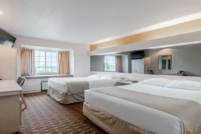 Photo 5 - SureStay Hotel by Best Western Christiansburg Blacksburg