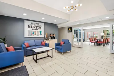 Photo 4 - MainStay Suites Raleigh North