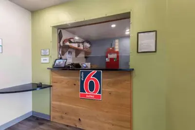 Photo 3 - Studio 6 Corporate Extended Stay Philadelphia Malvern Swedesford Rd. PA