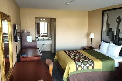 Photo 3 - Arya Inn & Extended Stay