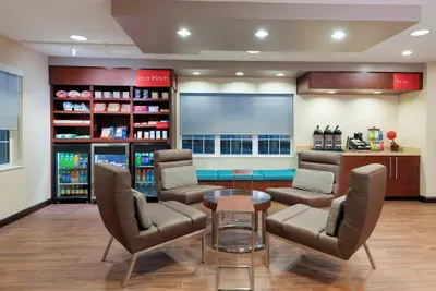 Photo 4 - TownePlace Suites by Marriott Savannah Midtown