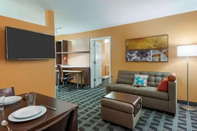 Photo 2 - TownePlace Suites by Marriott Savannah Midtown