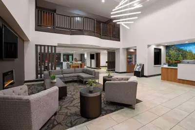 Photo 5 - La Quinta Inn & Suites by Wyndham Mooresville