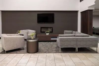 Photo 3 - La Quinta Inn & Suites by Wyndham Mooresville