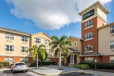 Photo 2 - Extended Stay America Select Suites - Orlando - Maitland - Summit Tower Blv