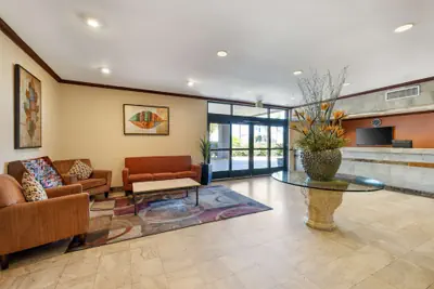 Photo 3 - Best Western Los Angeles Worldport Hotel