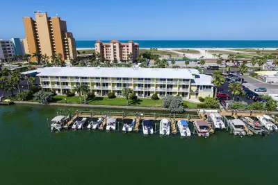 Photo 2 - Treasure Island Hotel and Marina