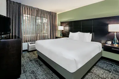 Photo 5 - Staybridge Suites Lubbock - University Area by IHG