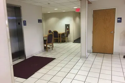 Photo 5 - Microtel Inn by Wyndham Champaign