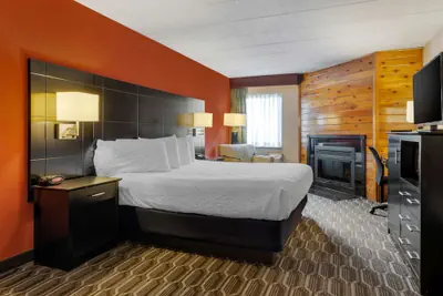 Photo 2 - Best Western Plus Poconos Hotel