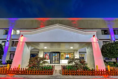 Photo 2 - Motel 6 Norcross, GA