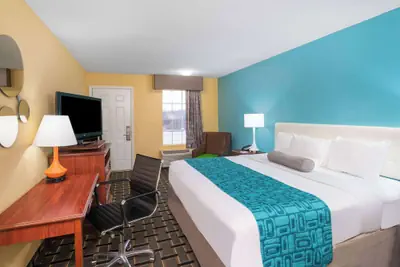 Photo 4 - Howard Johnson by Wyndham Dalton