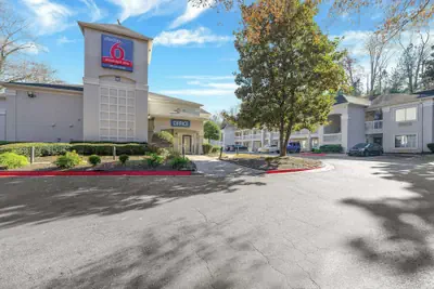 Photo 2 - Studio 6 Extended Stay Tucker GA Atlanta Northlake