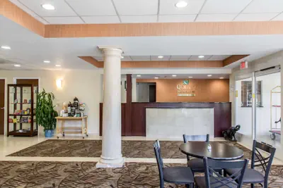 Photo 3 - Quality Inn & Suites Danbury near University