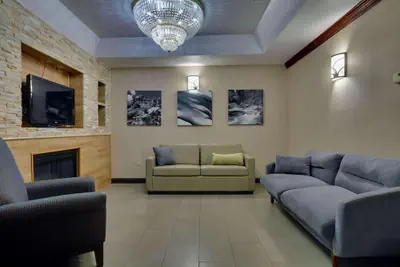 Photo 3 - Country Inn & Suites by Radisson, Savannah Gateway, GA