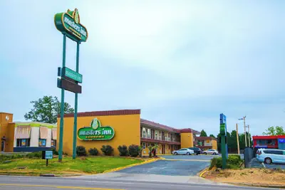 Photo 2 - Masters Inn