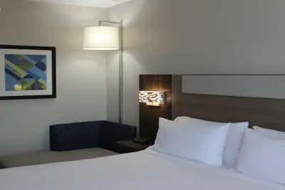Photo 3 - Holiday Inn Express & Suites Wilson-Downtown by IHG