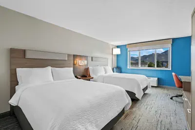 Photo 3 - Holiday Inn Express & Suites Ogden by IHG