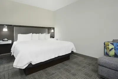Photo 4 - Hampton Inn Hagerstown-I-81