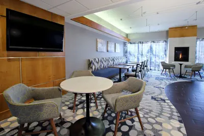 Photo 3 - Hampton Inn Hagerstown-I-81