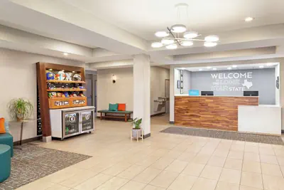Photo 5 - Hampton Inn Paris