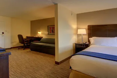 Photo 5 - Holiday Inn Express & Suites Alpharetta - Windward Parkway by IHG