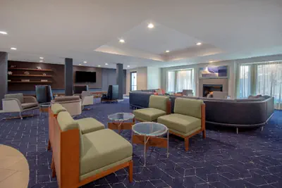 Photo 4 - Courtyard by Marriott Cincinnati Airport