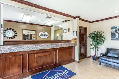 Photo 5 - Suburban Studios near University of North Carolina-Charlotte