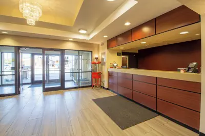 Photo 3 - Red Roof Inn & Suites Indianapolis Airport