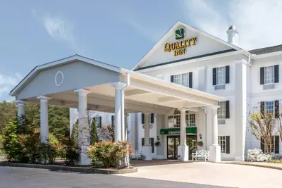 Photo 2 - Quality Inn Greeneville - Tusculum