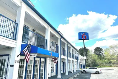 Photo 2 - Motel 6  Macon, GA – I-475