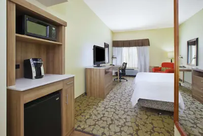 Photo 5 - Hilton Garden Inn Wichita