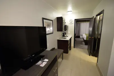 Photo 3 - Garner Hotel Liberal North by IHG