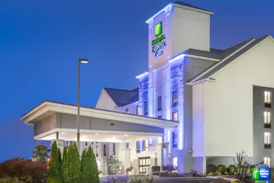 Photo 2 - Holiday Inn Express Hotel & Suites Louisville East by IHG