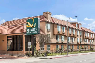 Photo 2 - Quality Inn & Suites Bell Gardens - Los Angeles