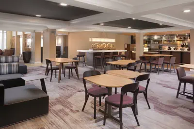 Photo 3 - Courtyard by Marriott Houston Northwest