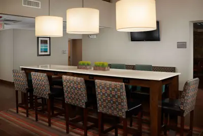Photo 3 - Hampton Inn Phoenix/Glendale/Peoria