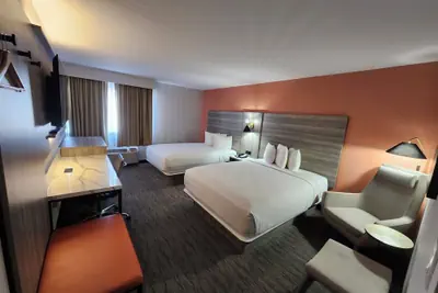 Photo 3 - The Grand Inn