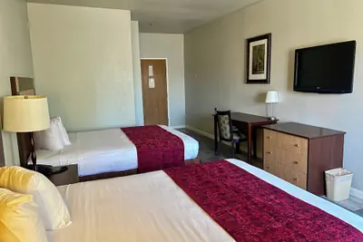 Photo 5 - Budget Inn