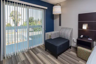 Photo 3 - Holiday Inn Express Sunnyvale - Silicon Valley by IHG