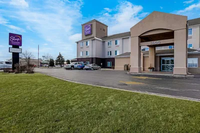 Photo 2 - Sleep Inn & Suites Green Bay South