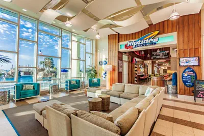 Photo 3 - Holiday Inn Resort Pensacola Beach by IHG