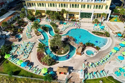 Photo 2 - Holiday Inn Resort Pensacola Beach by IHG