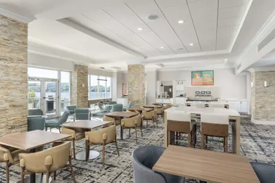 Photo 3 - Homewood Suites by Hilton Miami-Airport/Blue Lagoon