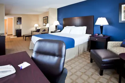 Photo 5 - Holiday Inn Express Hotel & Suites Fort Pierce West by IHG